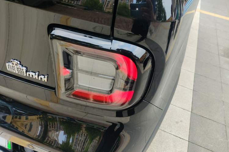 Used Geely Galaxy Panda 2025 210km Panda Kart Right Rear Taillight