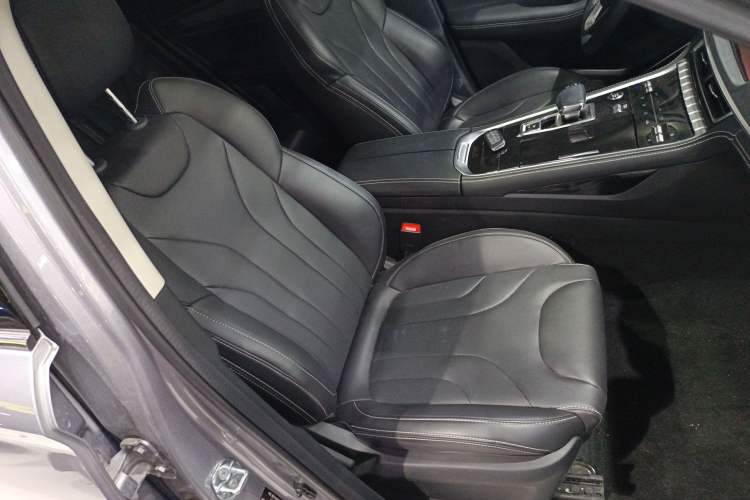 Used Changan CS85 COUPE 2021 1.5T DCT Luxury Edition