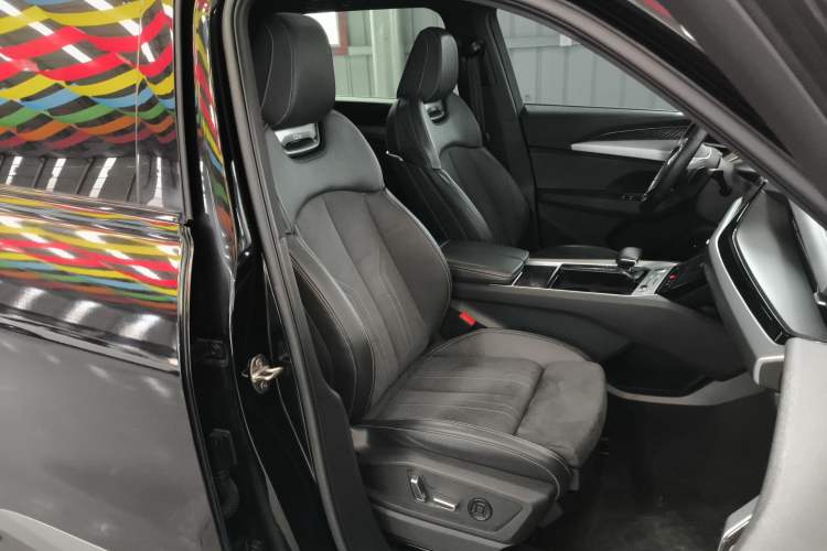 Used Audi Q6 2023 40 TFSI quattro Guanyun Edition Light Riding Package