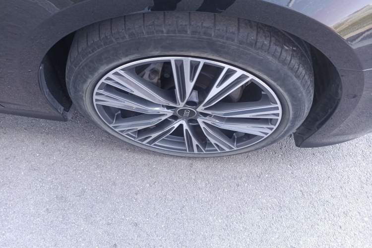 Used Audi A6L 2024 45 TFSI Prestige Dynamic Edition Right Front Wheel Hub