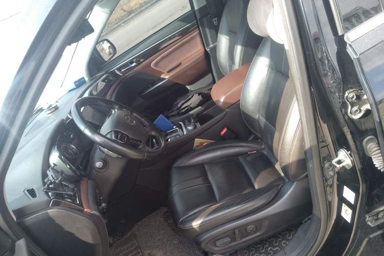 Used GAC Trumpchi GS8 2017 320T Four-Wheel Drive Luxury Smart Connectivity Version (7 Seats)
