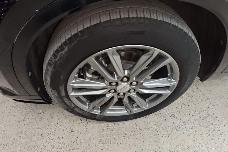 Used Cadillac XT6 2022 2.0T Six-Seater Four-Wheel Drive Luxury 120th Anniversary Limited Edition