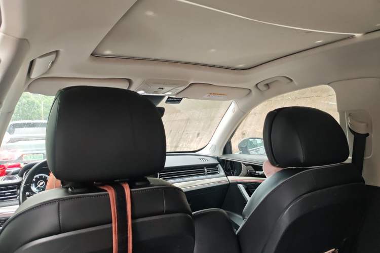 Used Hongqi HS5 2019 2.0T Smart Connect Flagship All-Wheel-Drive Version
