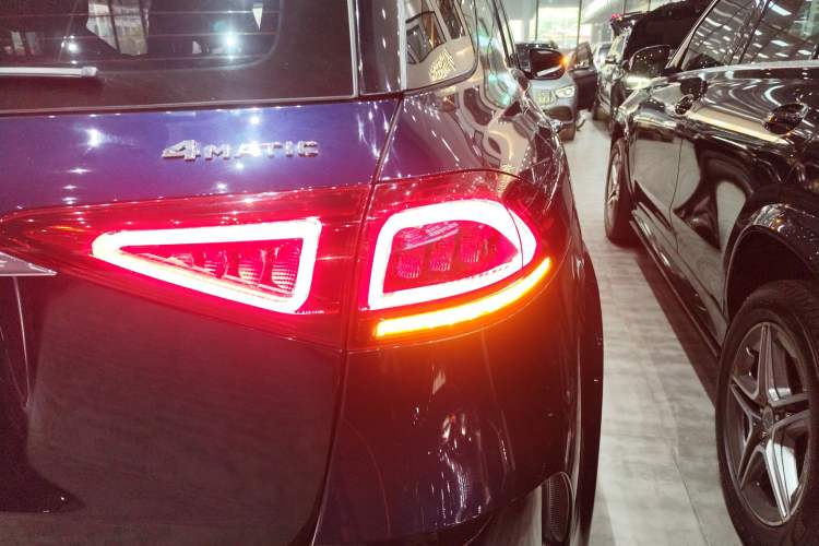 Used Mercedes-Benz GLE 2020 GLE 450 4MATIC Stylish Model
