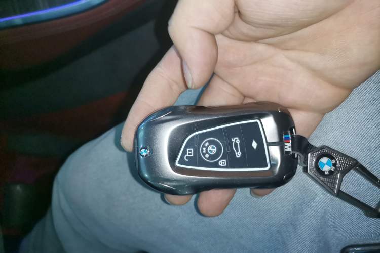 Used BMW X5 2022 xDrive 40Li Luxury Edition M Sport Package