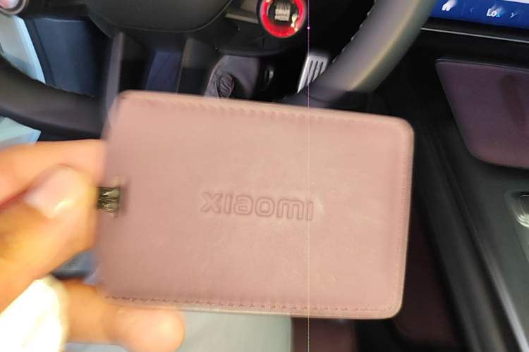 Used Xiaomi Auto SU7 2024 Four-Wheel Drive Ultra-Long Range Advanced Intelligent Driving Max Edition

