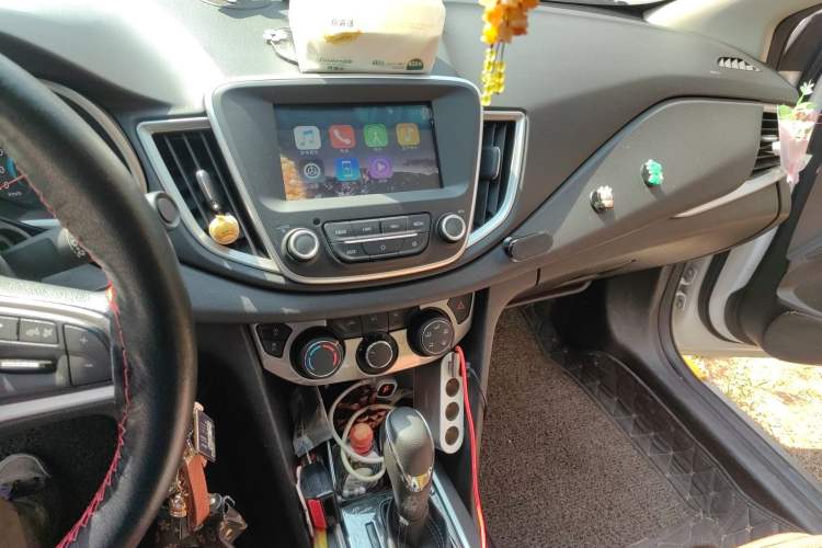 Used Chevrolet Cavalier 2018 320 Automatic Xinyue Edition Audio And AC Panel