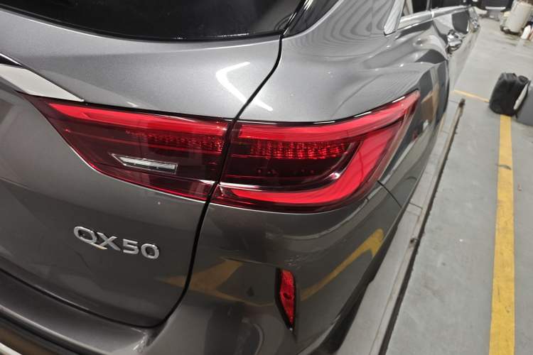 Used Infiniti QX50 2022 2.0T Two-Wheel Drive Navigation Edition