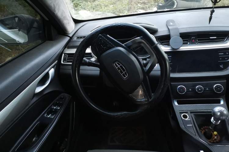 Used Geely Auto Emgrand 2020 1.5L Manual Comfort Version
