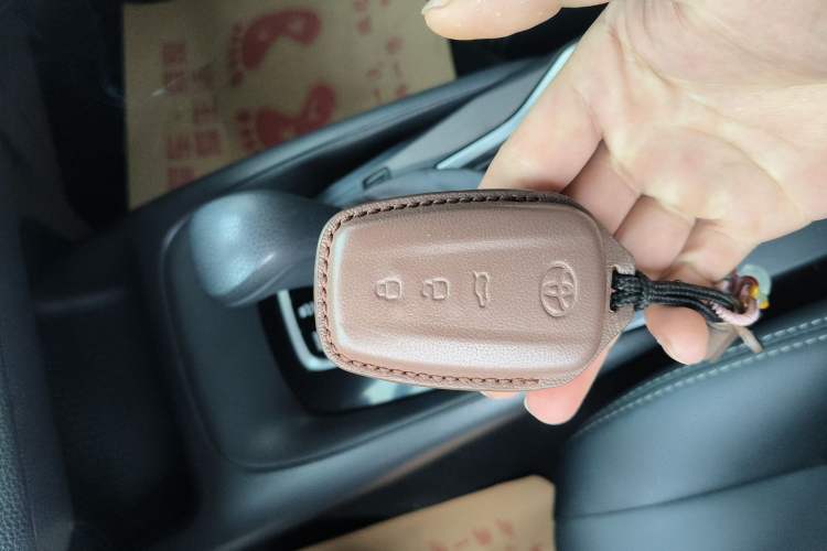 Used Toyota Corolla 2021 TNGA 1.5L CVT Elite Edition Vehicle Key