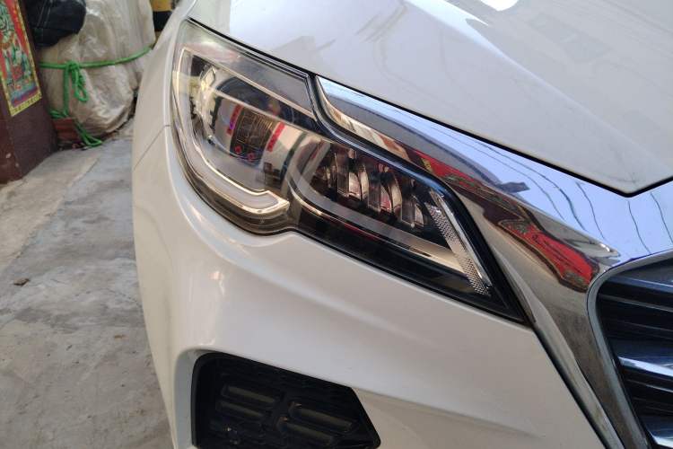 Used JETOUR X70 2020 1.5T Manual Comfort Edition 6 Seats Right Front Headlight