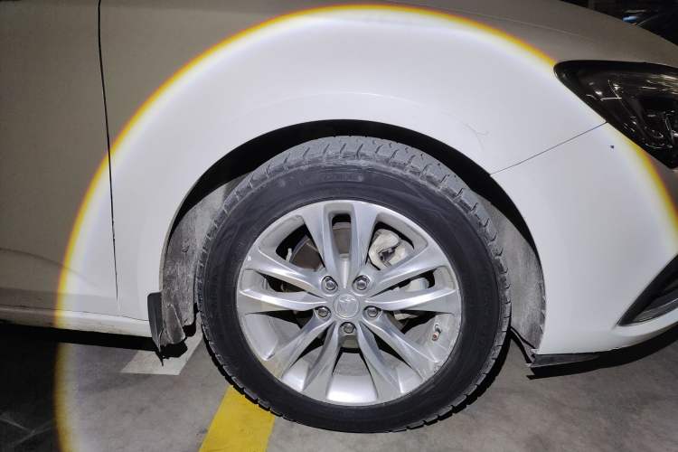 Used Buick Verano 2018 Sedan 20T Dual-Clutch Luxury Model
