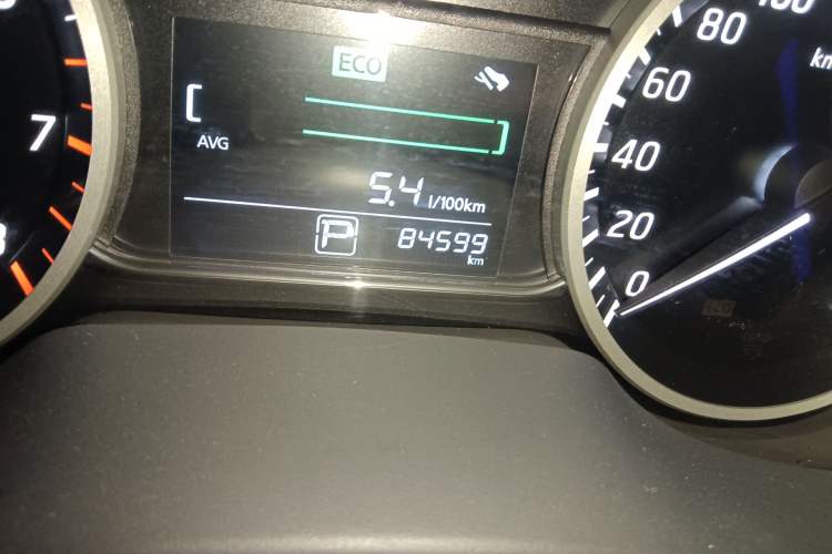 Used Nissan Sylphy 2016 1.6 XL CVT Luxury Edition Odometer Close Up