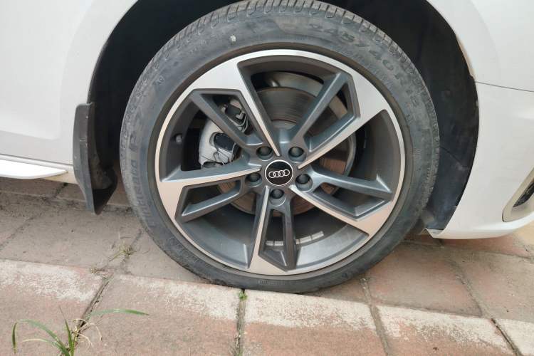 Used Audi A4L 2022 40 TFSI Fashion Dynamic Model
