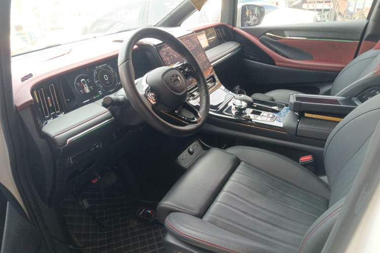 Used GAC Trumpchi M8 2024 Zongshi Series Dual-Motor Supreme Edition
