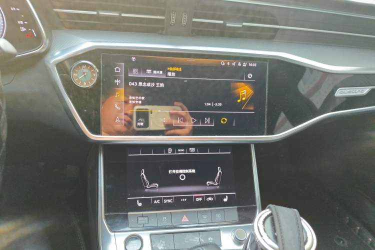 Used Audi A6L 2021 45 TFSI quattro Prestige Dynamic Edition Audio And AC Panel