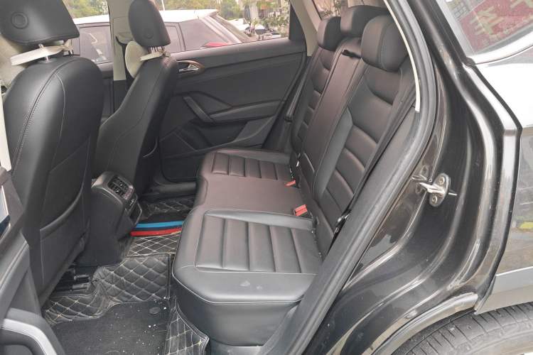 Used Volkswagen Tharu 2022 280TSI Two-Wheel-Drive Luxury Edition Left Rear Seat