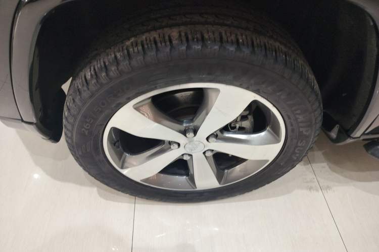 Used Jeep Grand Cherokee 2015 3.6L Luxury Navigation Edition
