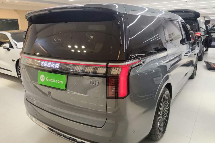 Used Zeekr 009 2024 Six-Seat Executive Version 4WD 108 kWh