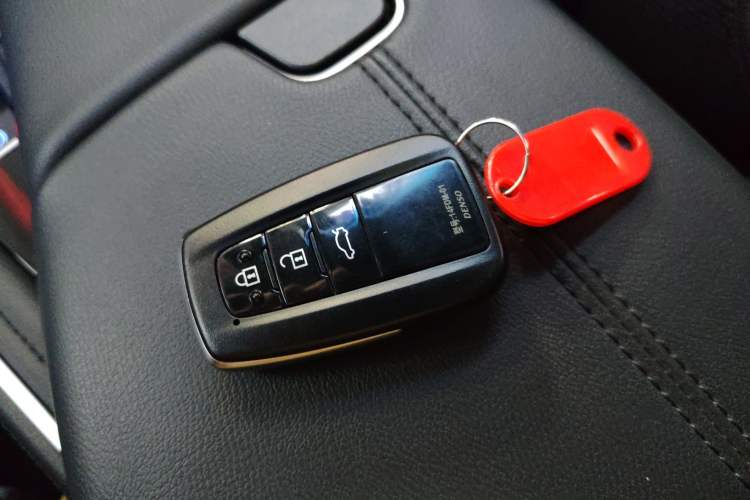 Used Toyota Avalon 2022 2.0L Luxury Edition