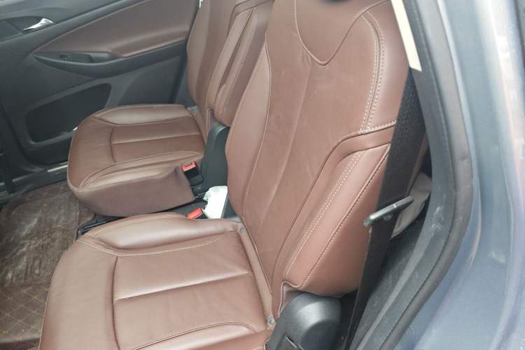 Used Buick GL6 2018 18T 6-Seater Luxury Model
