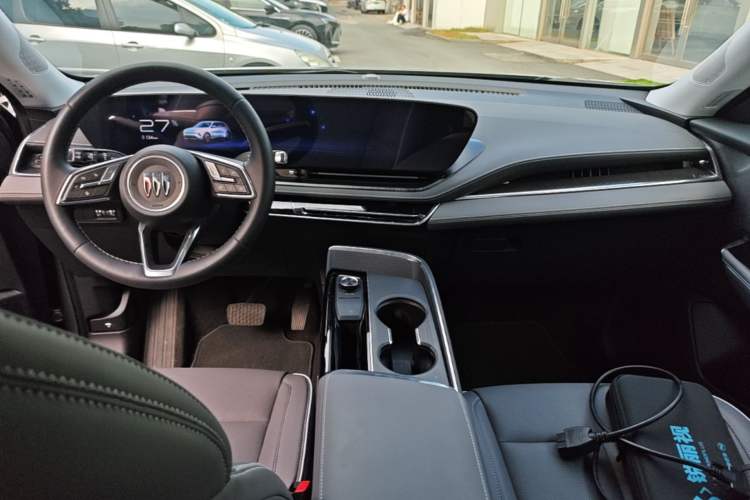 Used Buick E5 2025 Model 620KM Prestige Edition