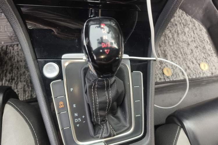 Used Volkswagen Golf 2018 280TSI Automatic R-Line Model