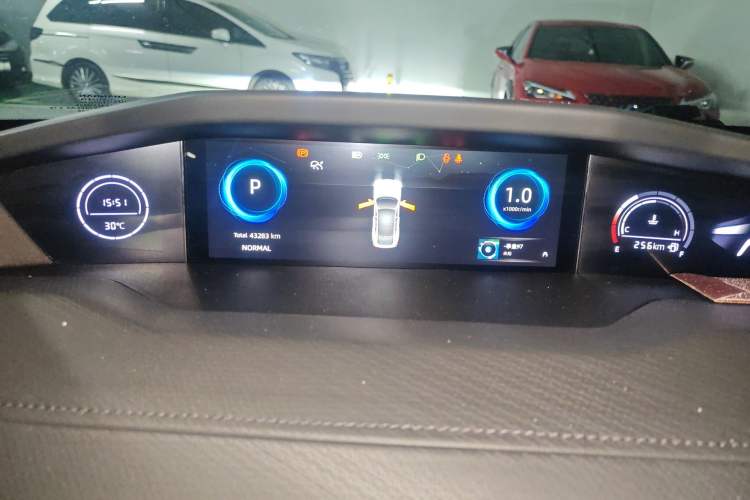 Used CHANGAN UNI-V 2022 2.0T Leading-Speed Edition Instrument Cluster