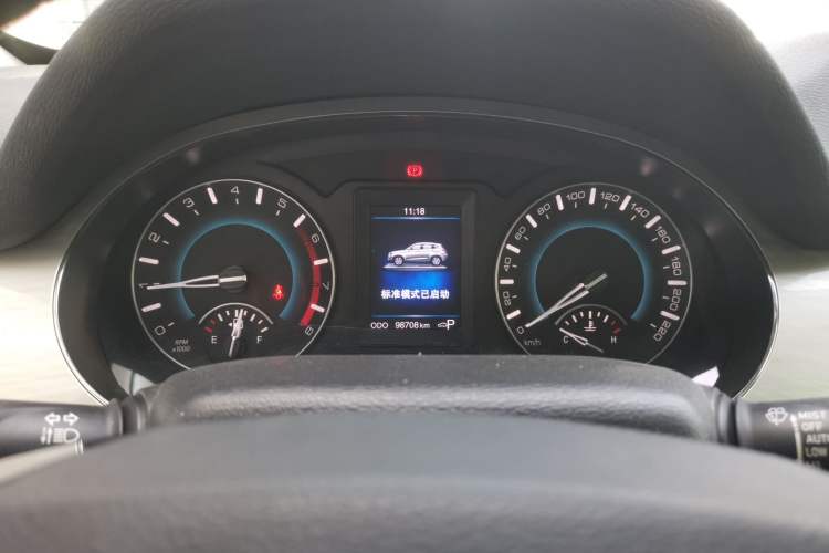 Used Haval H2 2017 Red-Label 1.5T Automatic Two-Wheel Drive Luxury Model Instrument Cluster