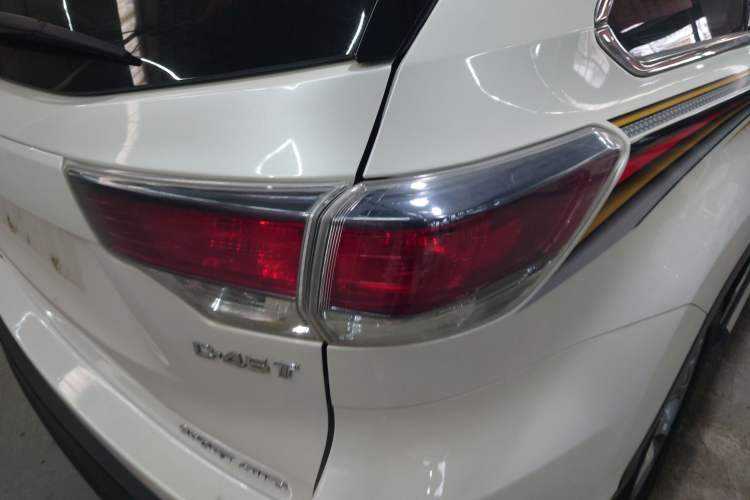 Used Toyota Highlander 2015 2.0T Four-Wheel Drive Luxury Edition 7-Seater