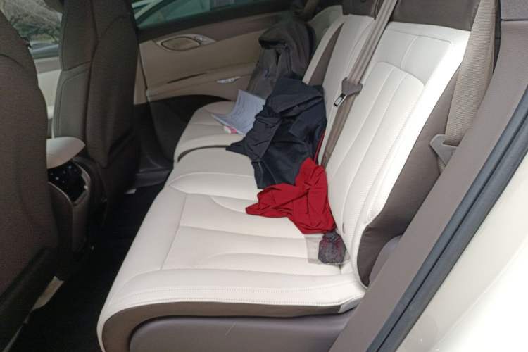 Used IM LS7 2023 90 kWh Elite Rear-Drive Version