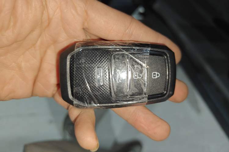 Used Toyota RAV4 2020 2.0L CVT Two-Wheel Drive Prestige Edition