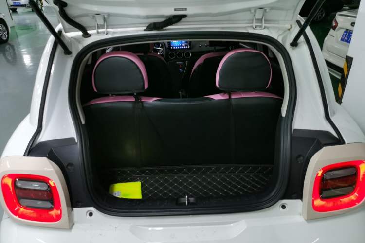 Used ORA Black Cat 2022 301km Base Version Ternary Lithium