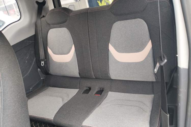 Used Chery QQ Ice Cream 2022 170km Sundae Phosphate Lithium-Ion
