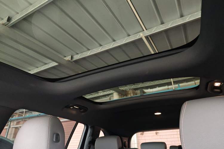 Used Mercedes-Benz EQB 2024 EQB 350 4MATIC Headliner