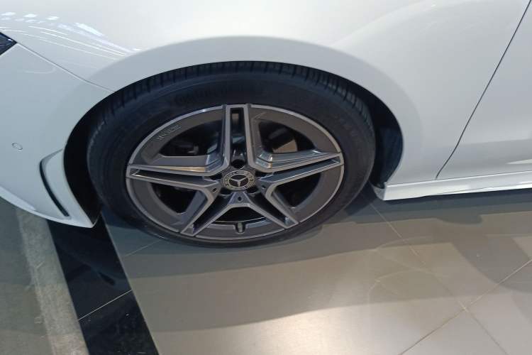 Used Mercedes-Benz CLA 2021 CLA 200 Left Front Wheel Hub