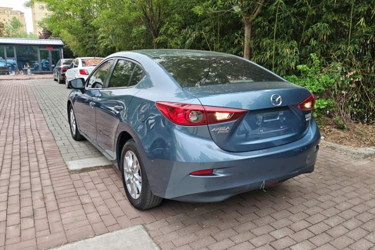 Used Mazda 3 Axela 2017 Sedan 1.5L Automatic Comfort Model Emission Standard China V