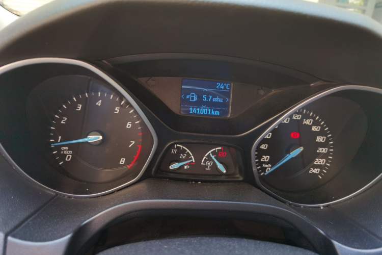 Used Ford Focus 2012 Sedan 1.6L Manual Fashion Edition