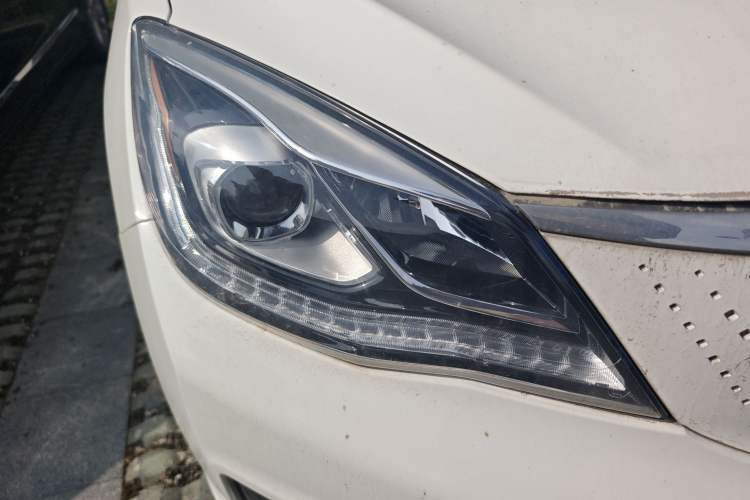 Used Dongfeng Aeolus E70 2021 Revised Version 360H Battery-Swap Edition
