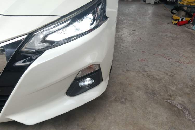 Used Nissan Teana 2020 2.0L XL Comfort Edition Left Front Headlight