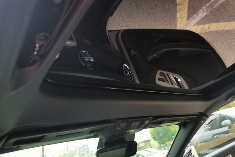 Used Mercedes-Benz SLK-Class 2011 SLK 200 Fashion Model Headliner