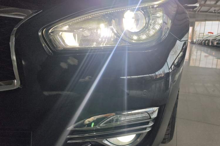 Used Infiniti Q70 2019 Q70L 2.0T Elite Plus Version