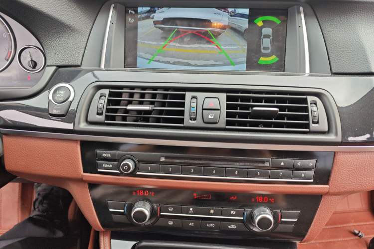 Used BMW 5 Series 2014 520Li Elegant Model Audio And AC Panel