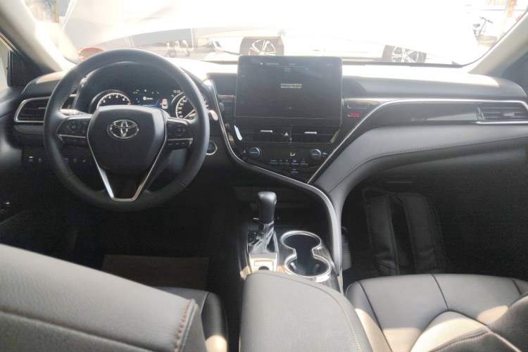 Used Toyota Camry 2021 2.0G Luxury Edition