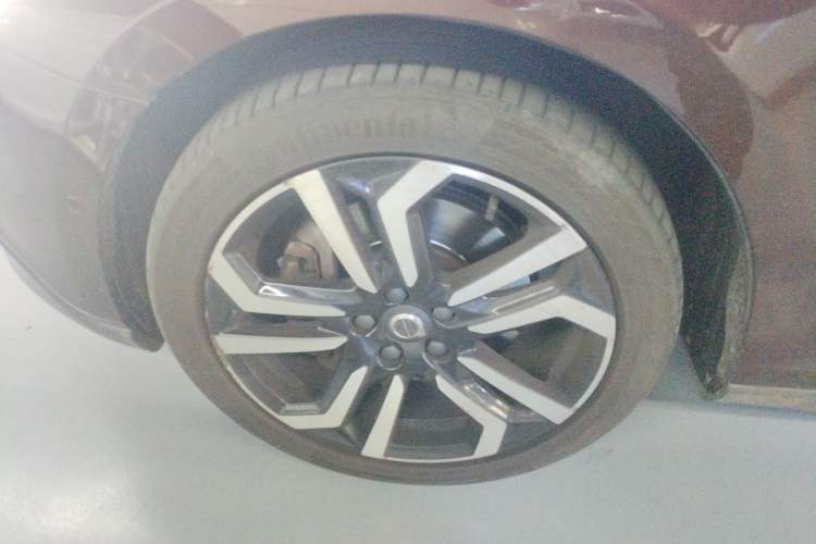 Used Volvo V40 2017 Cross Country T3 Zhiya Edition Exterior 4