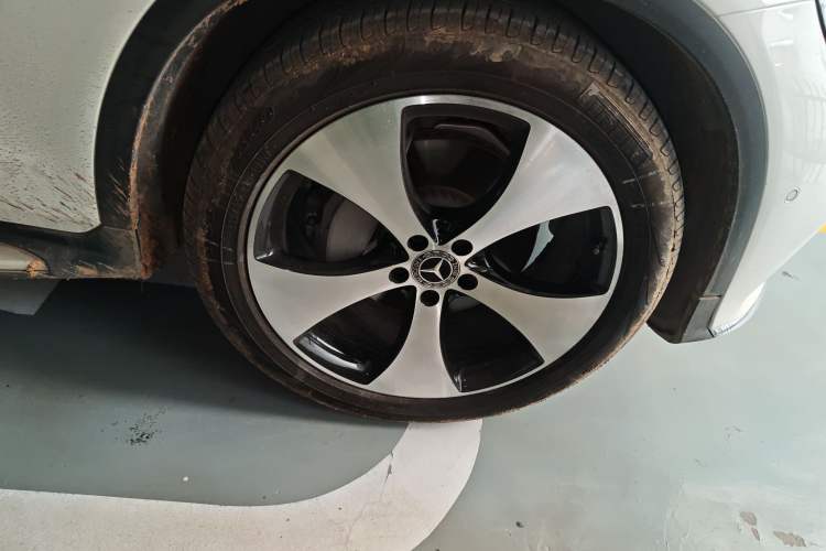 Used Mercedes-Benz GLC 2018 GLC 300 4MATIC Sport Edition
