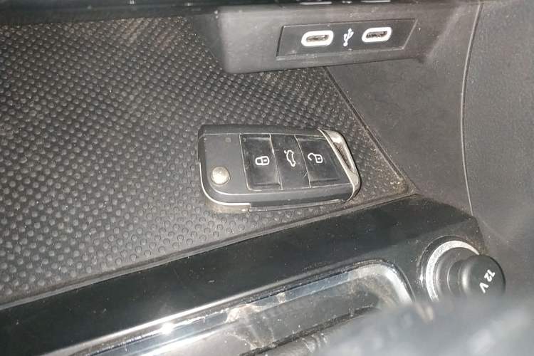 Used Volkswagen Bora 2023 200TSI DSG YueXing PRO Edition
