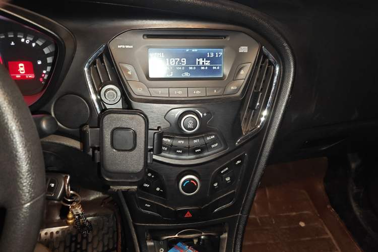 Used GAC Trumpchi GA3S Vision 2014 1.6L Manual Elite Edition
