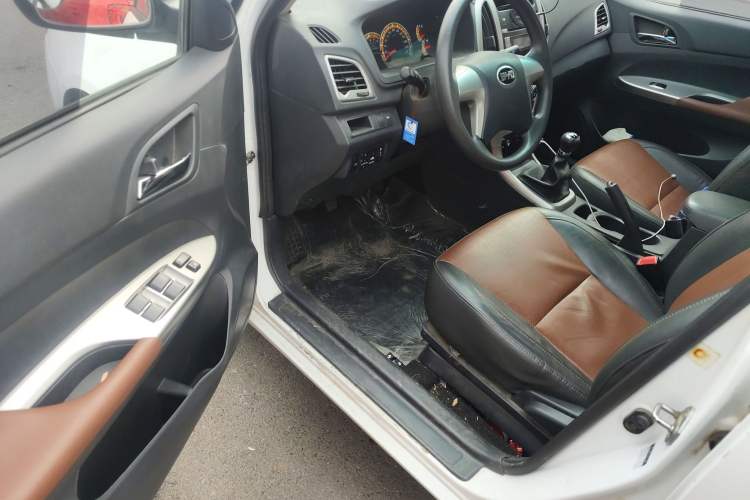 Used BYD F3 2015 Energy-Saving Edition 1.5L Manual Luxury Model