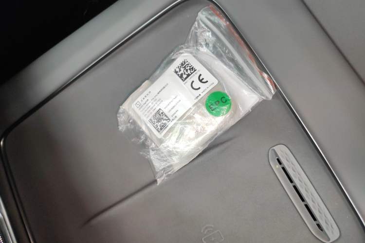 Used Zeekr 7X 2025 100 kWh Long-Range Rear-Wheel Drive with Intelligent Driving Features